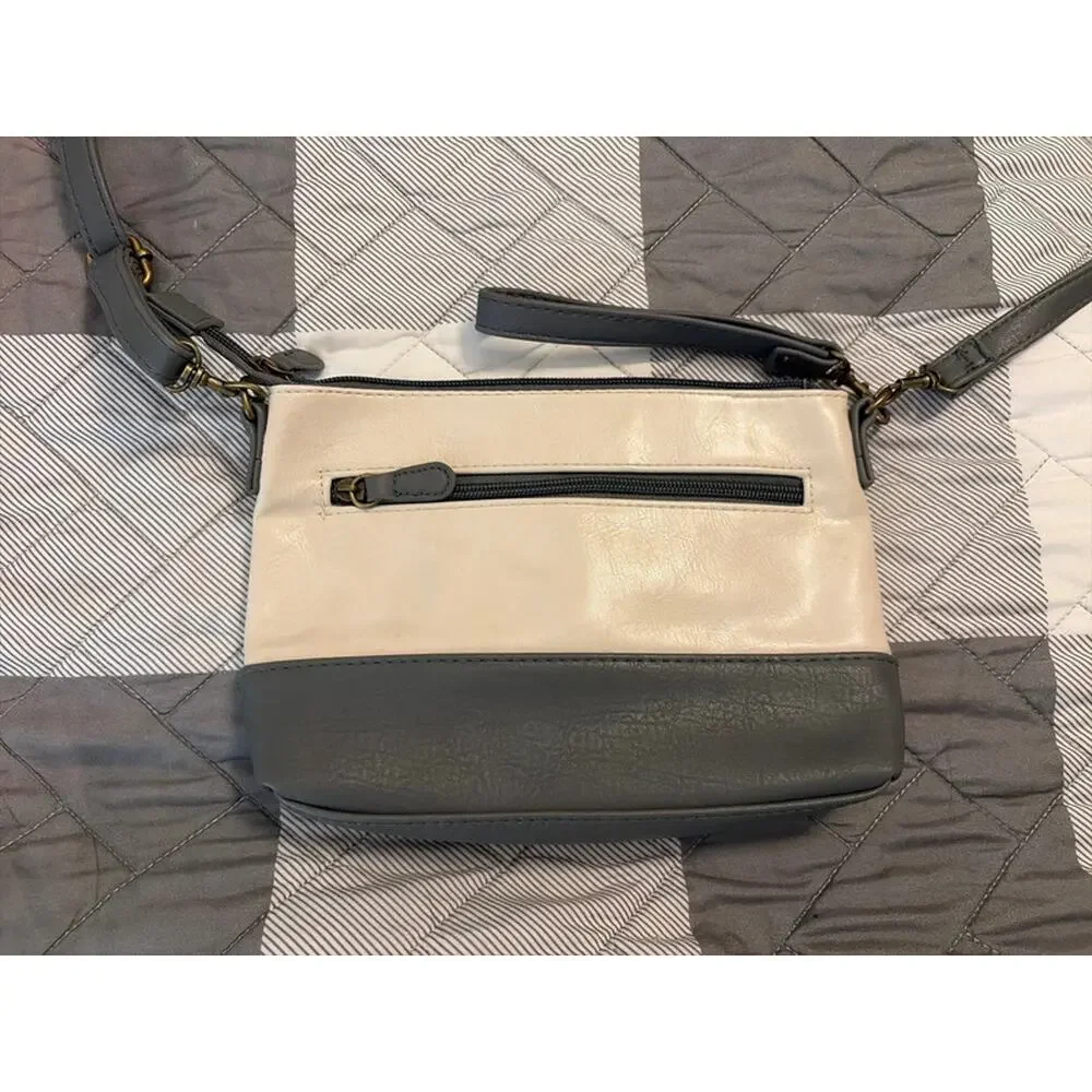 White Mountain Crossbody Purse